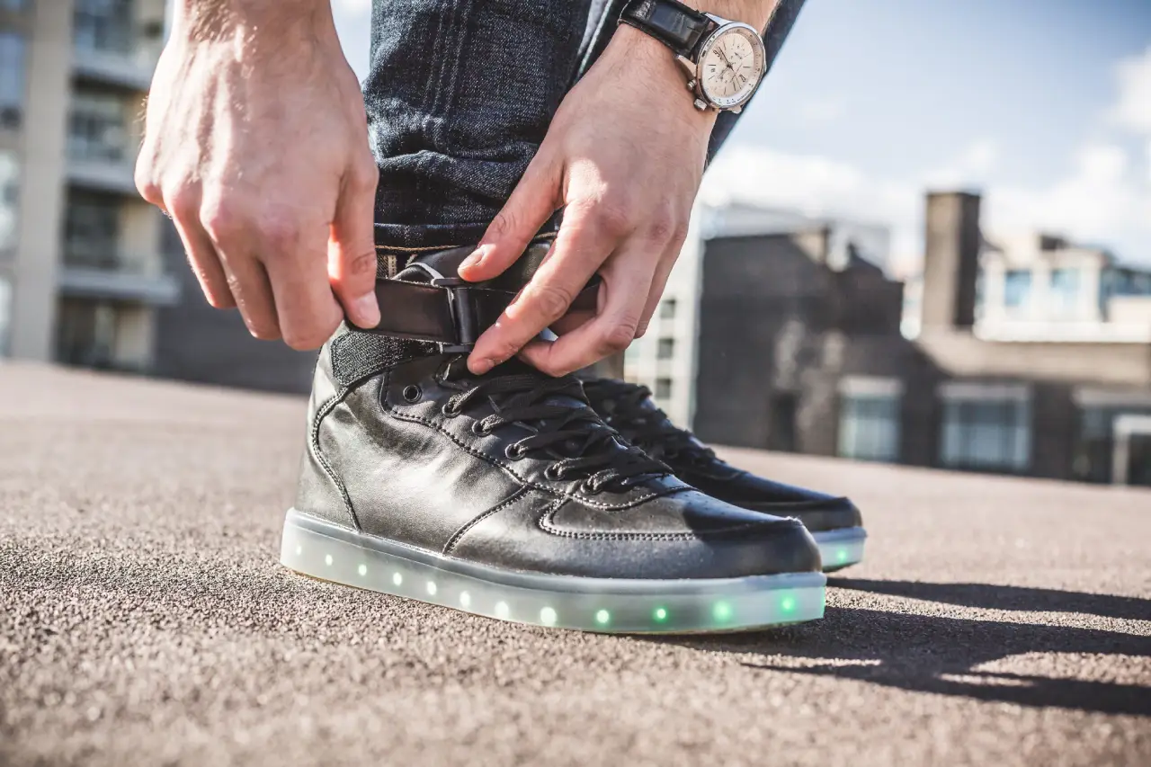USB charging Luminous LED Leather Shoes USB charging Luminous LED Leather Shoes - Image 3